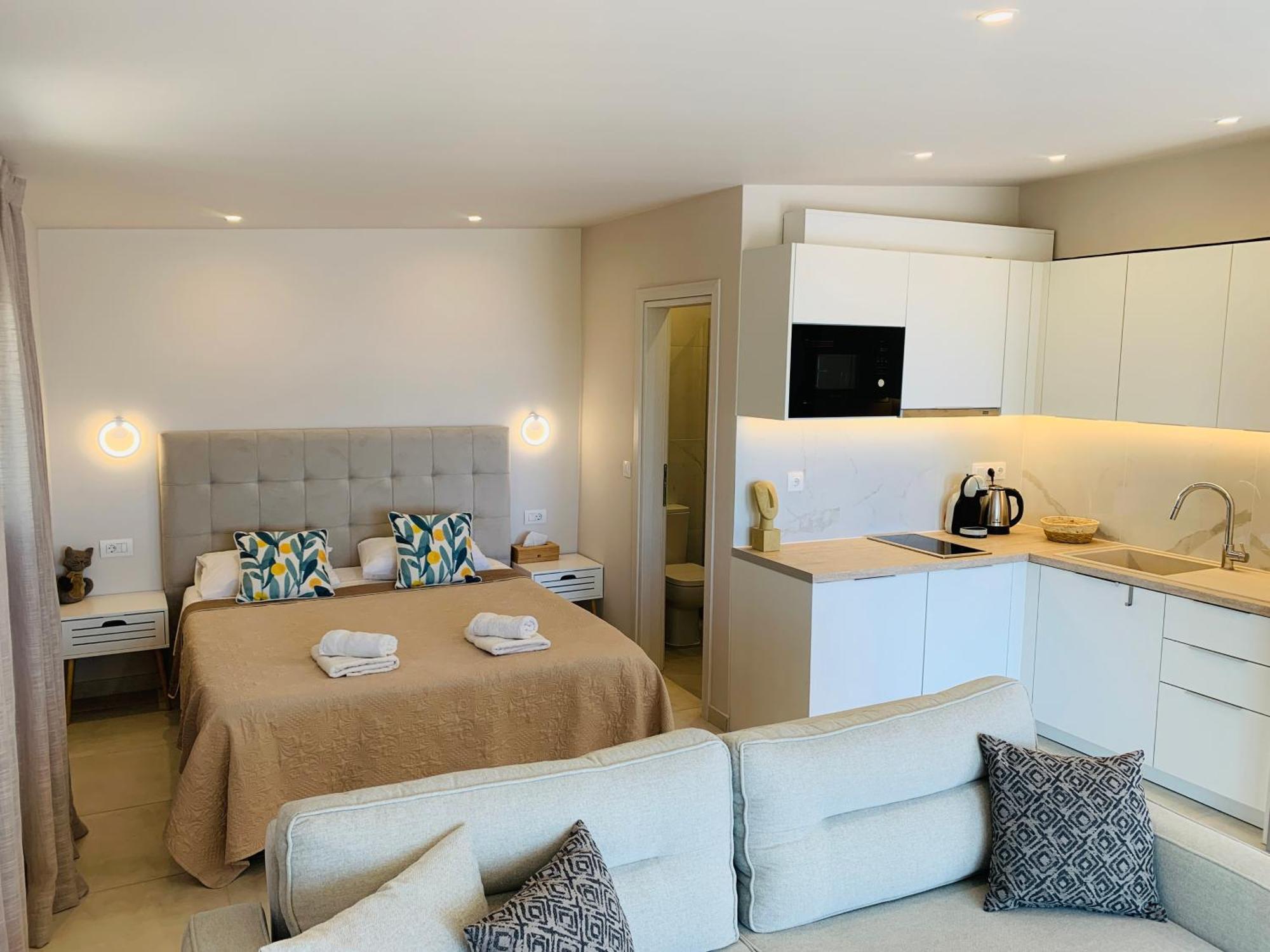 Thelfi Luxury Studio In Attica - Close To Varkiza Beach - Sea View Vari  Luaran gambar