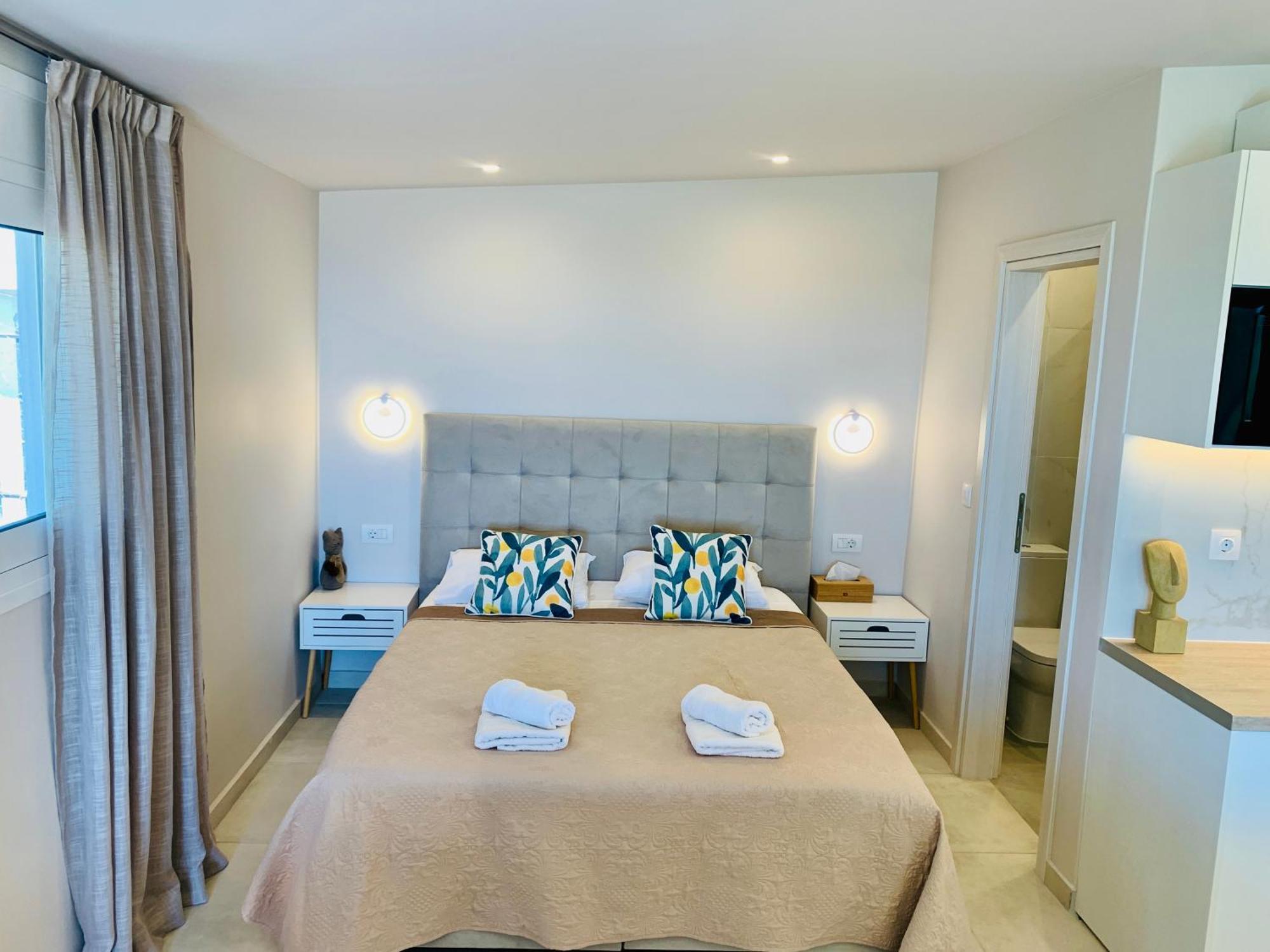 Thelfi Luxury Studio In Attica - Close To Varkiza Beach - Sea View Vari  Luaran gambar