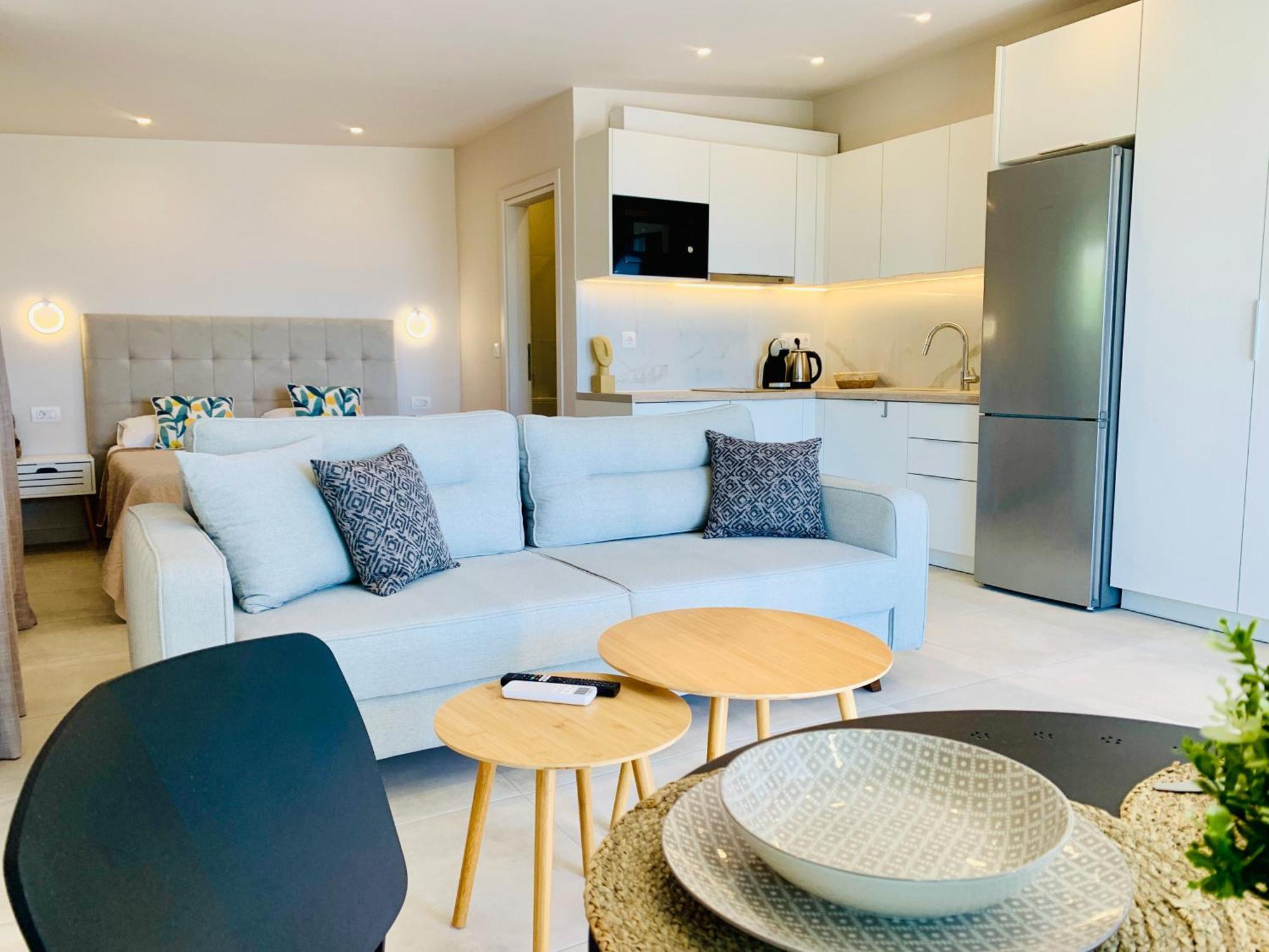 Thelfi Luxury Studio In Attica - Close To Varkiza Beach - Sea View Vari  Luaran gambar