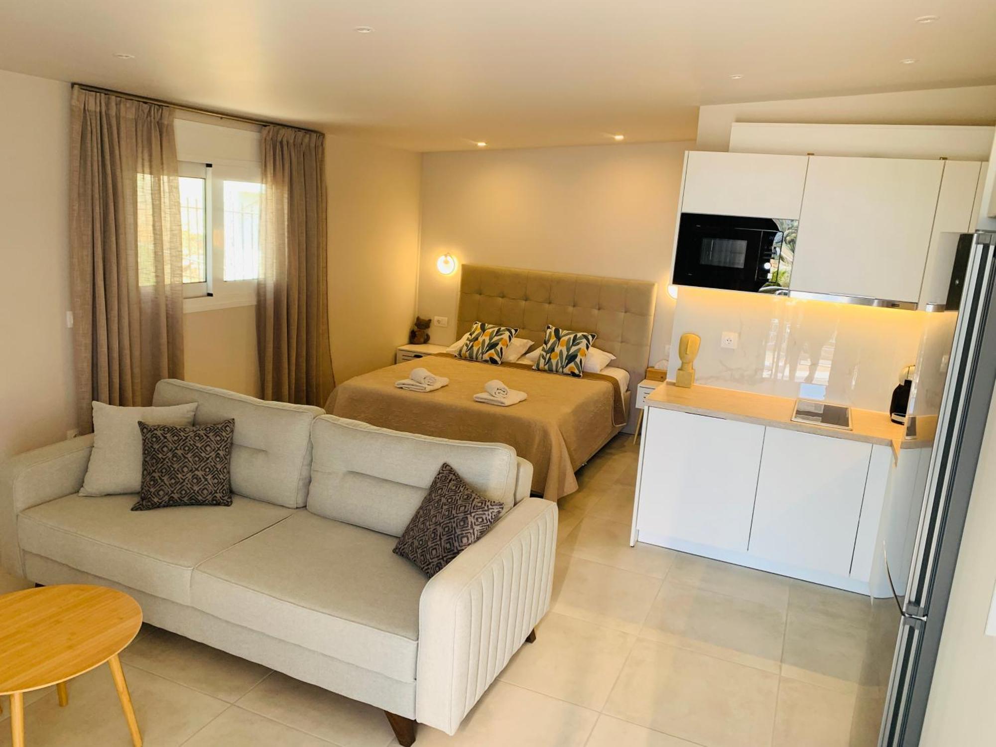 Thelfi Luxury Studio In Attica - Close To Varkiza Beach - Sea View Vari  Luaran gambar