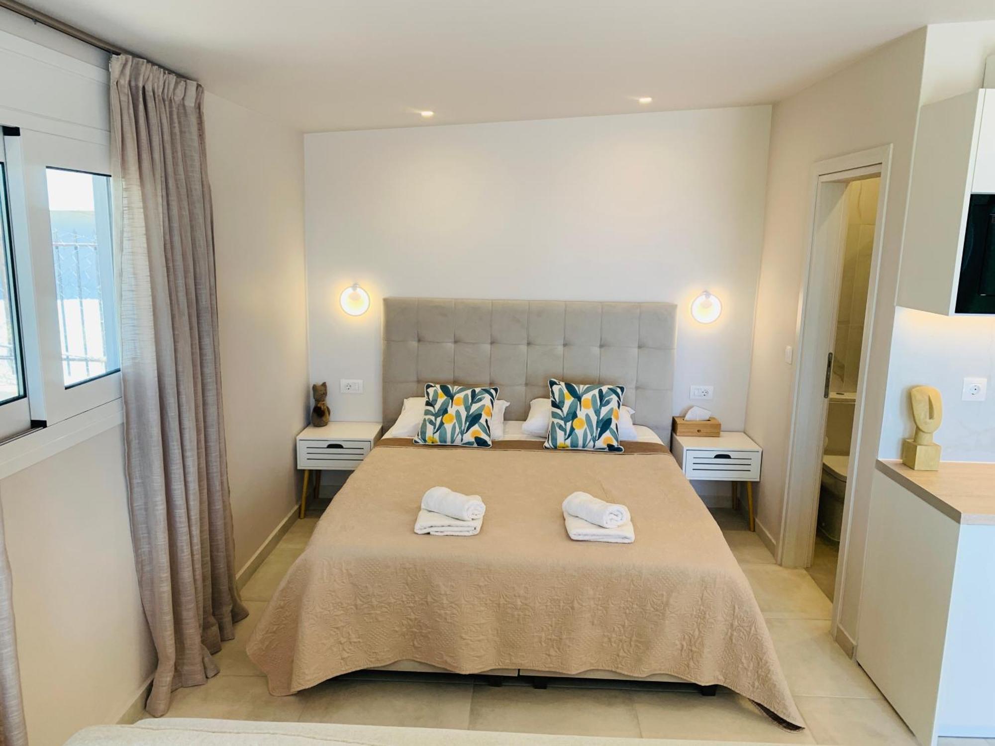 Thelfi Luxury Studio In Attica - Close To Varkiza Beach - Sea View Vari  Luaran gambar